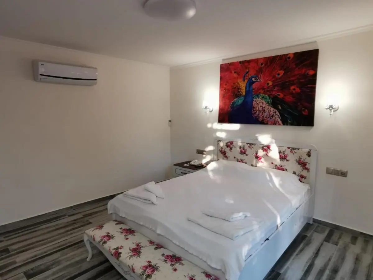 Club Pink Palace Hotel