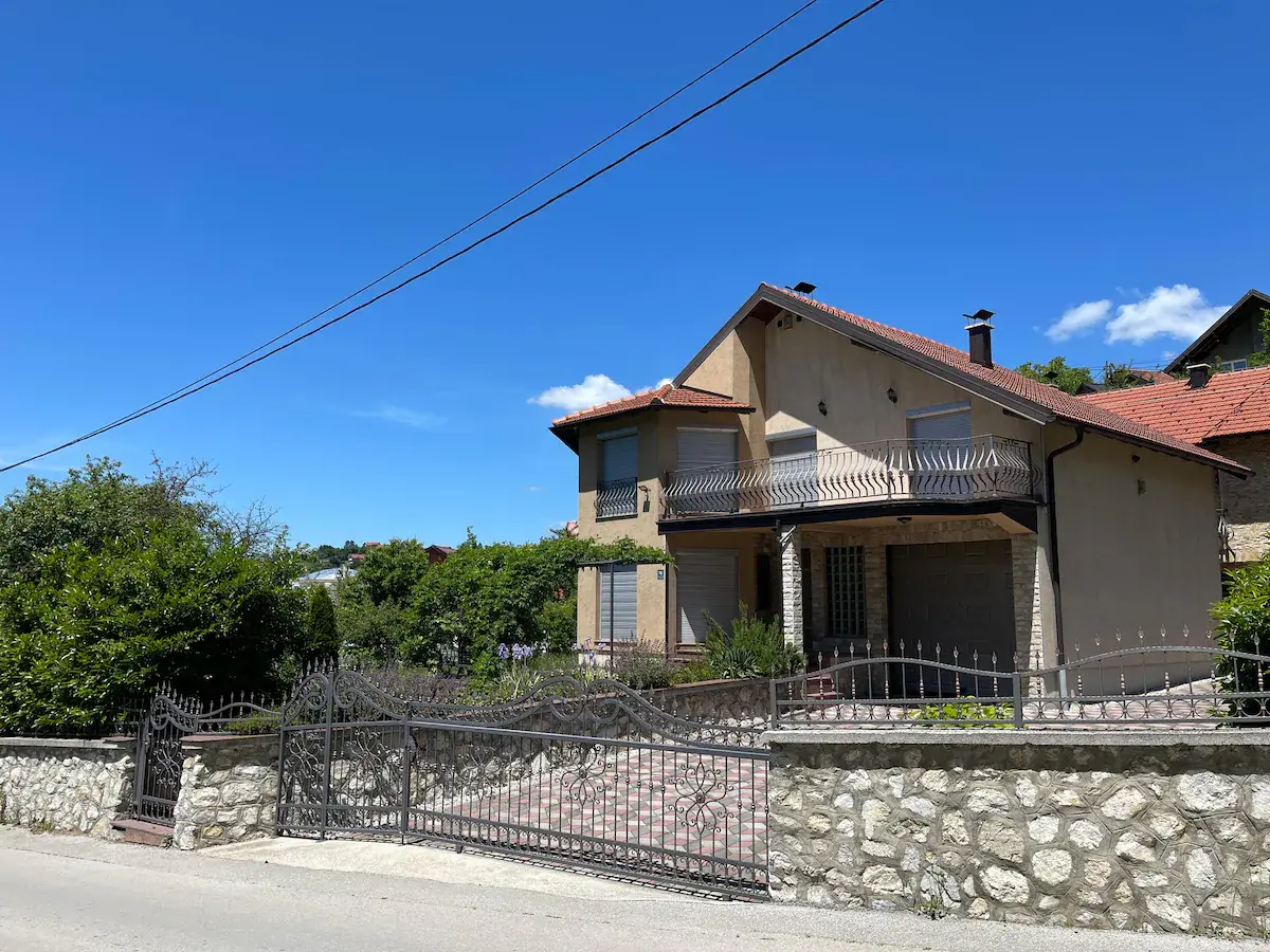 Sarajevo Villa: Garden, Kids’ Pool, Calm Area