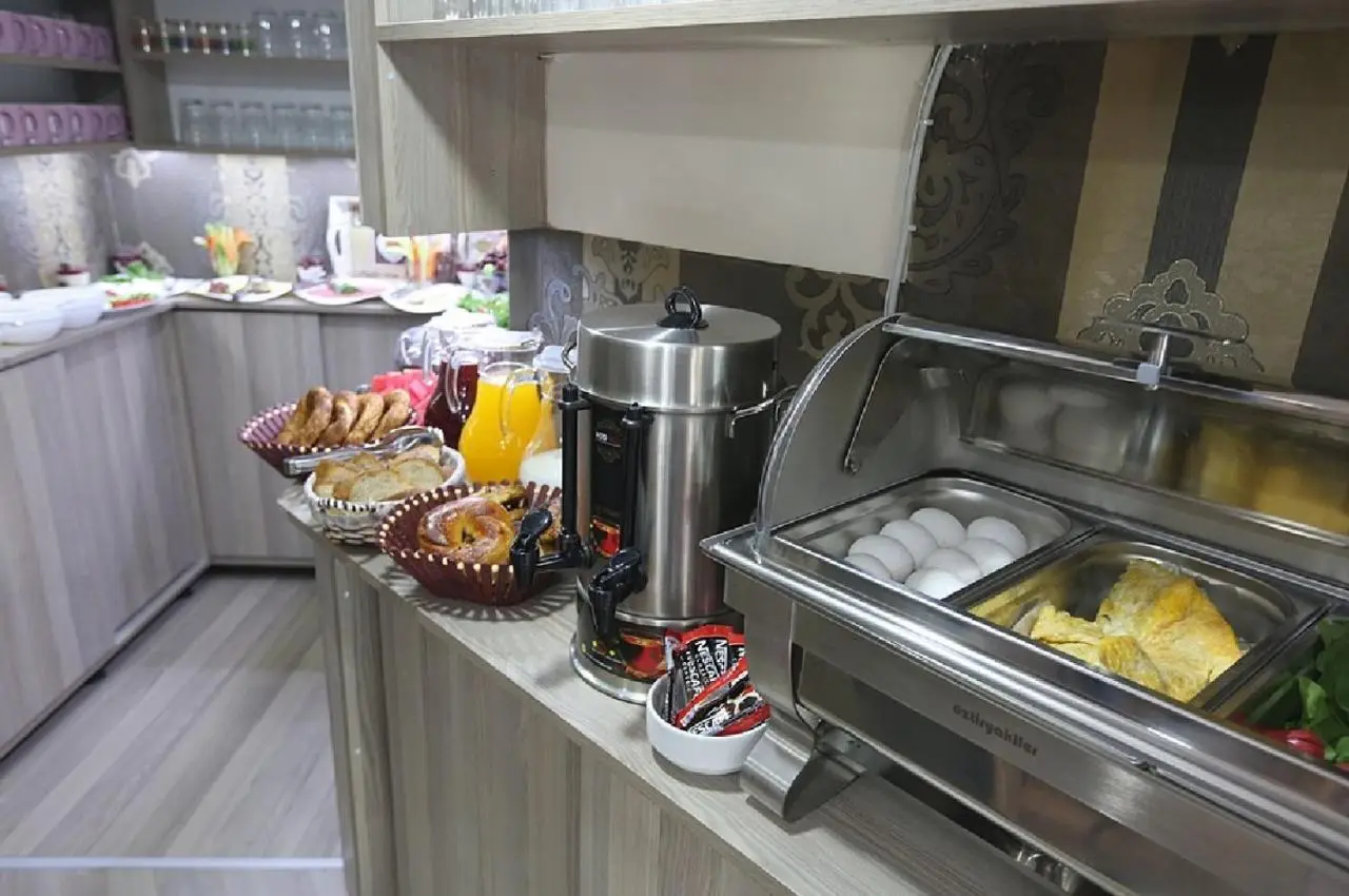 Maxwell Hotel