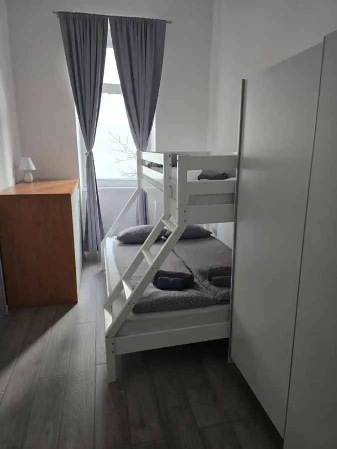 Sarajevo central quiet apartment,private free parking