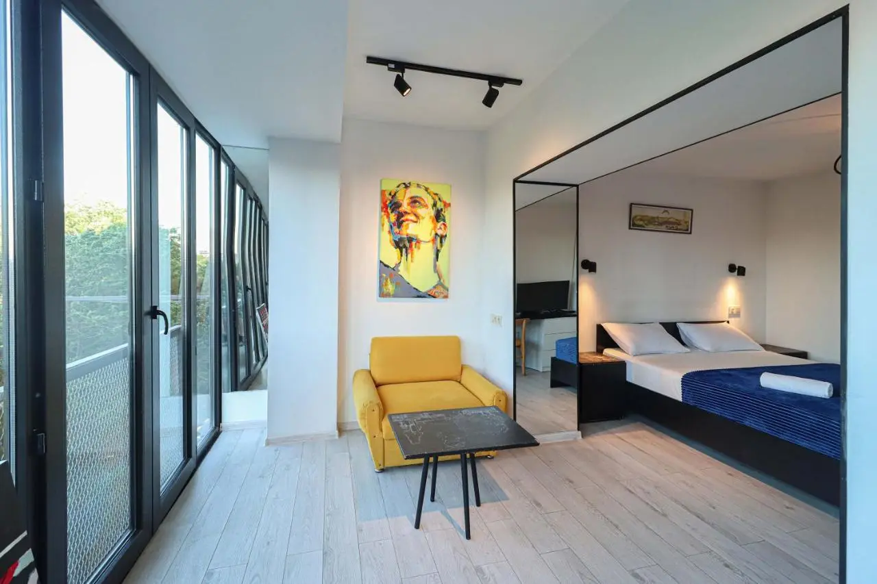 Bright 1BR with Sameba view Avlabari - by Wehost