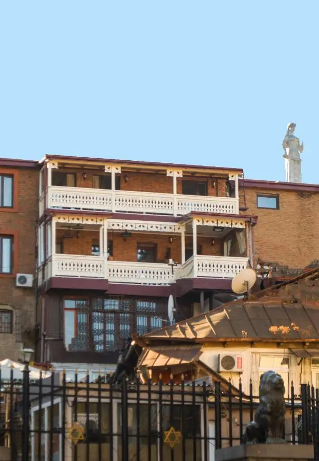 Sina Hotel