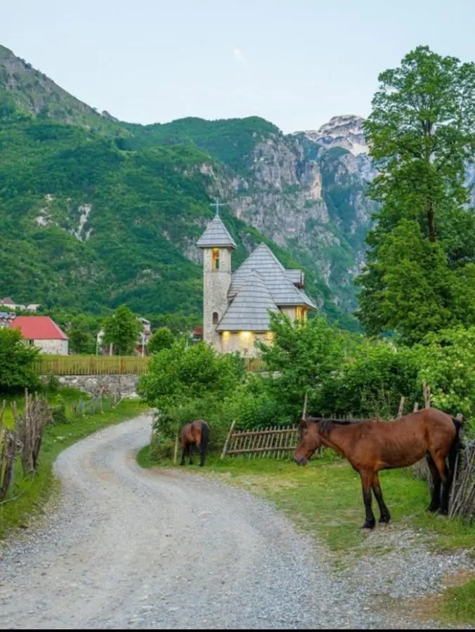 Guesthouse Kroni I Micanit