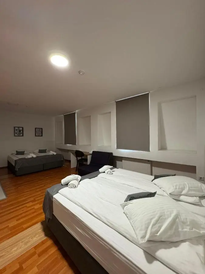 Orange Business Centar Apartments