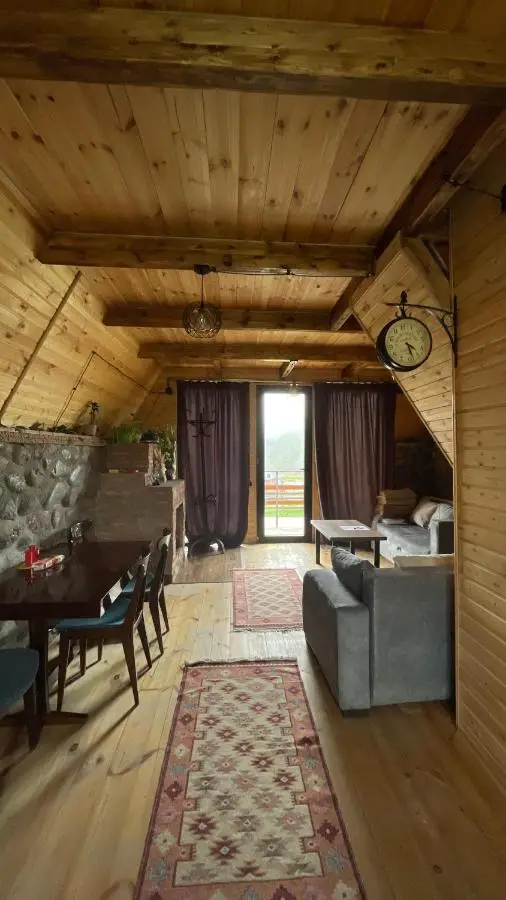 AURA Cottages