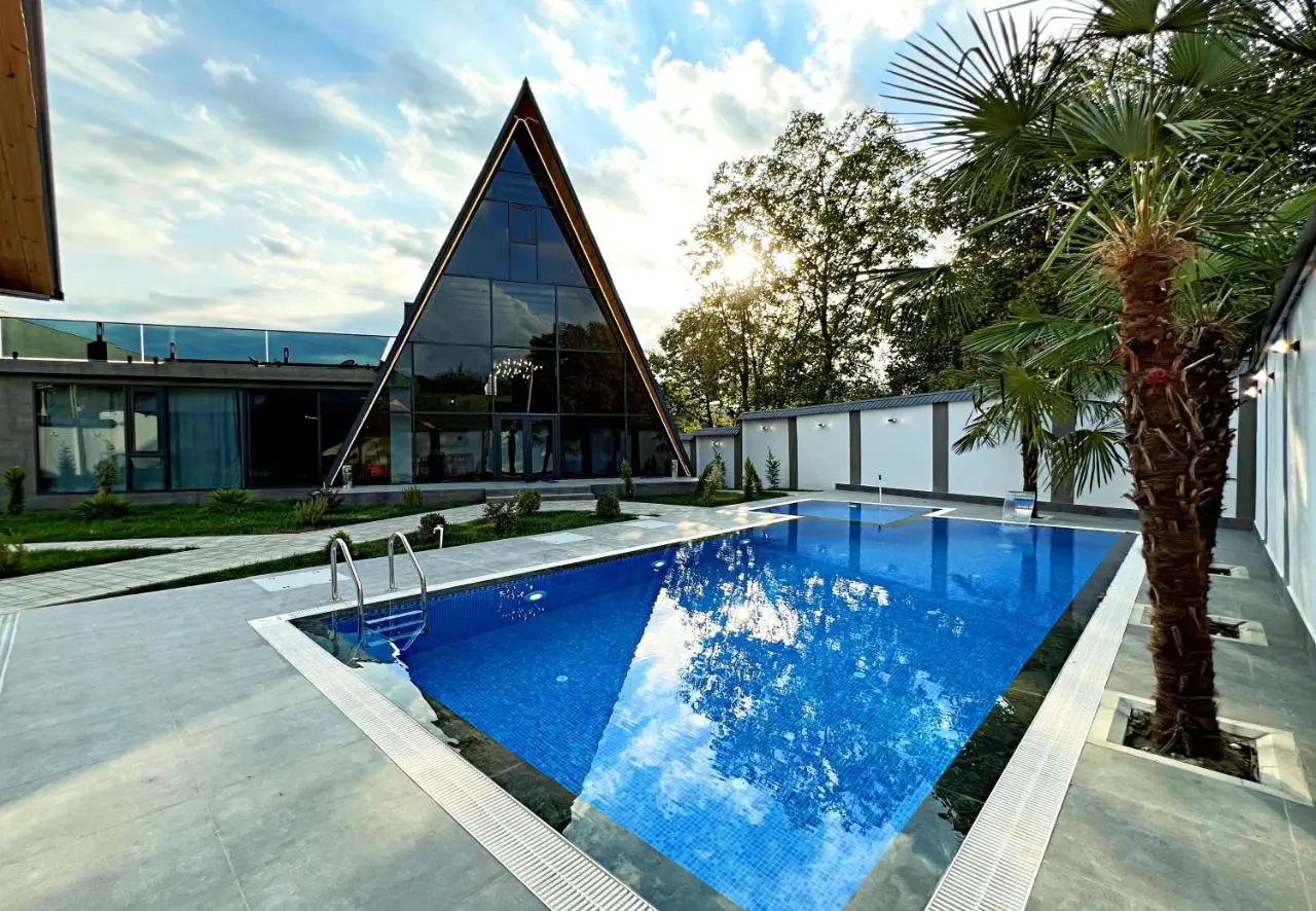 Qafqaz Palm A-Frame Retreat