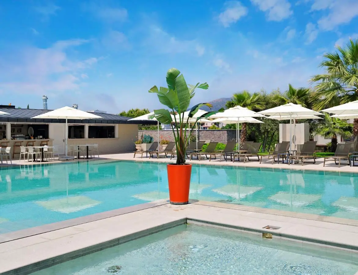 Dorman Suites