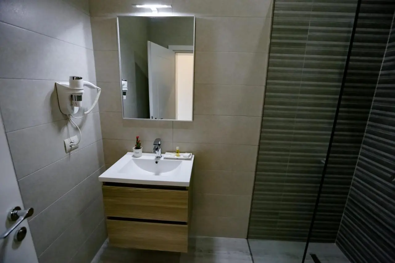 Home Hotel