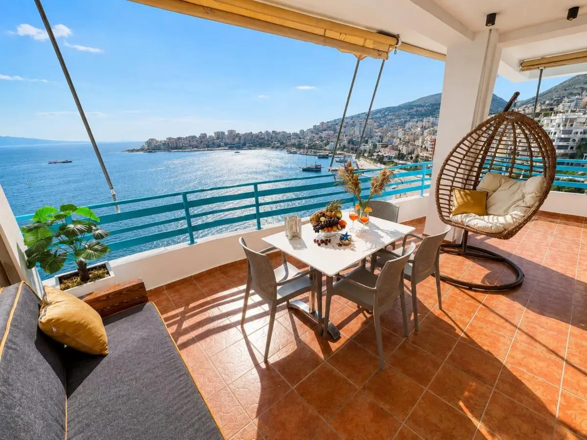Aquamarine Apartments