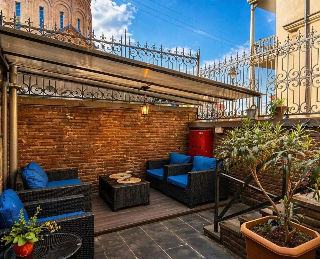 Vernisa Hotel