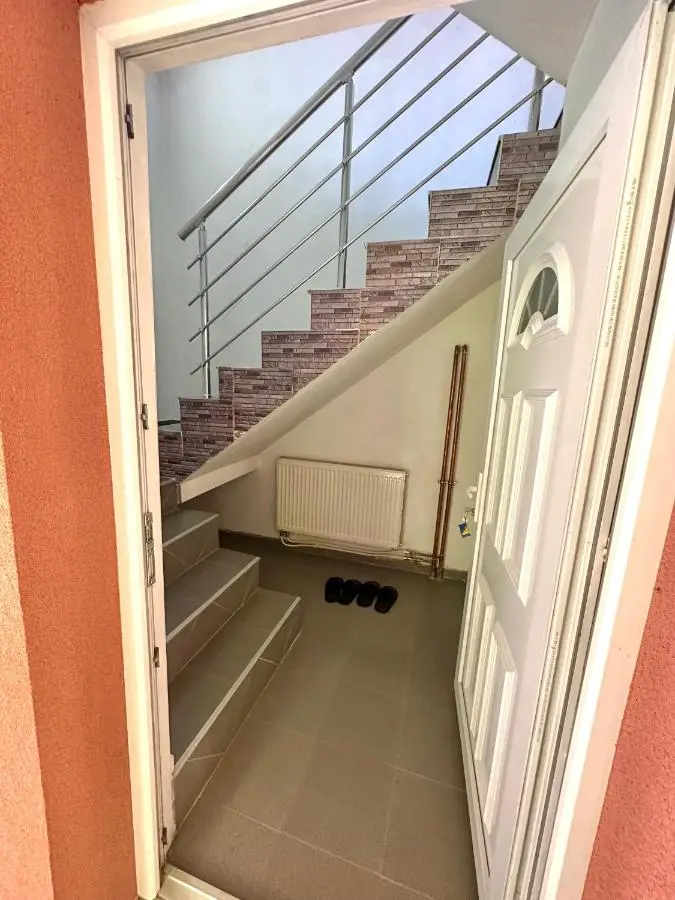 Apartman Ejna