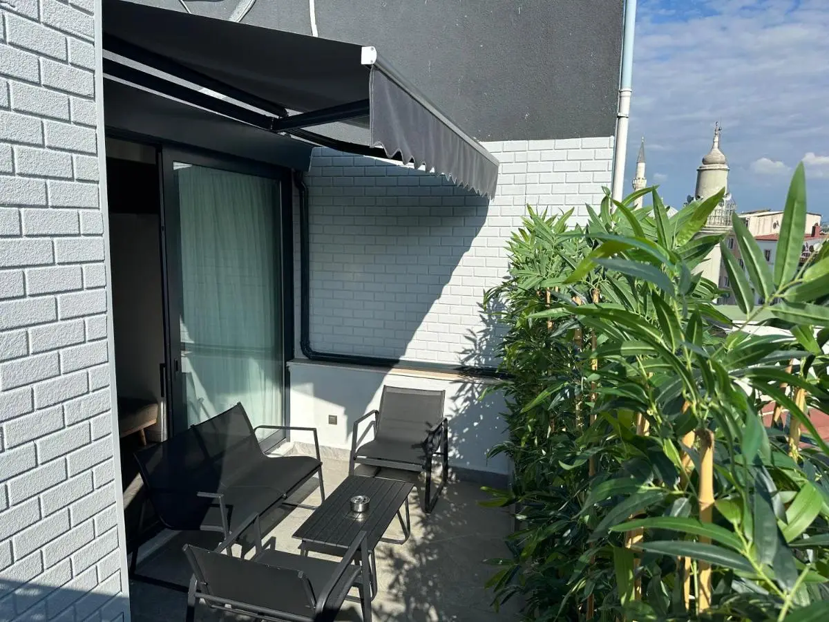 Smart and Simple Hotel Karakoy