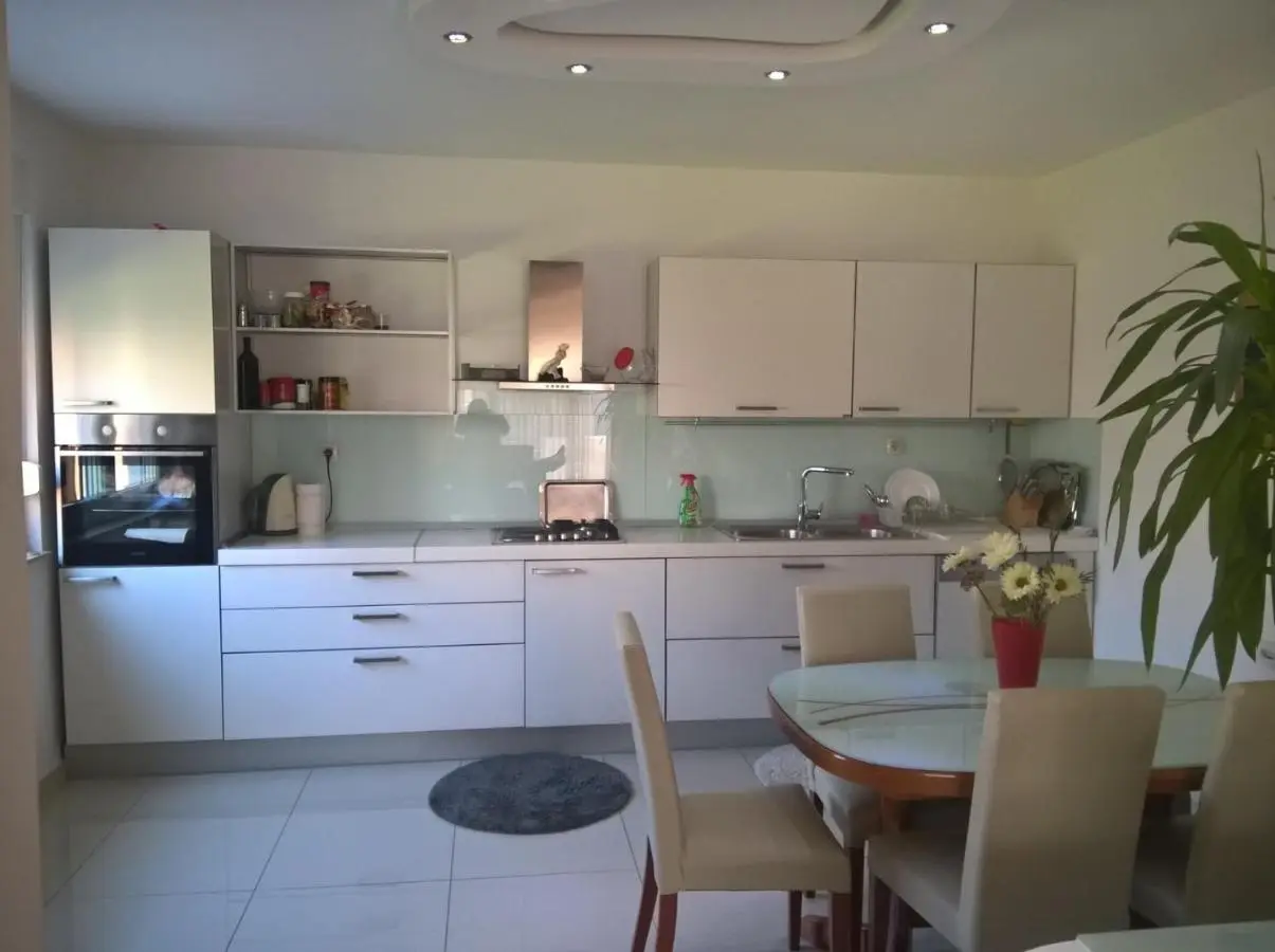 Guest House NO 13