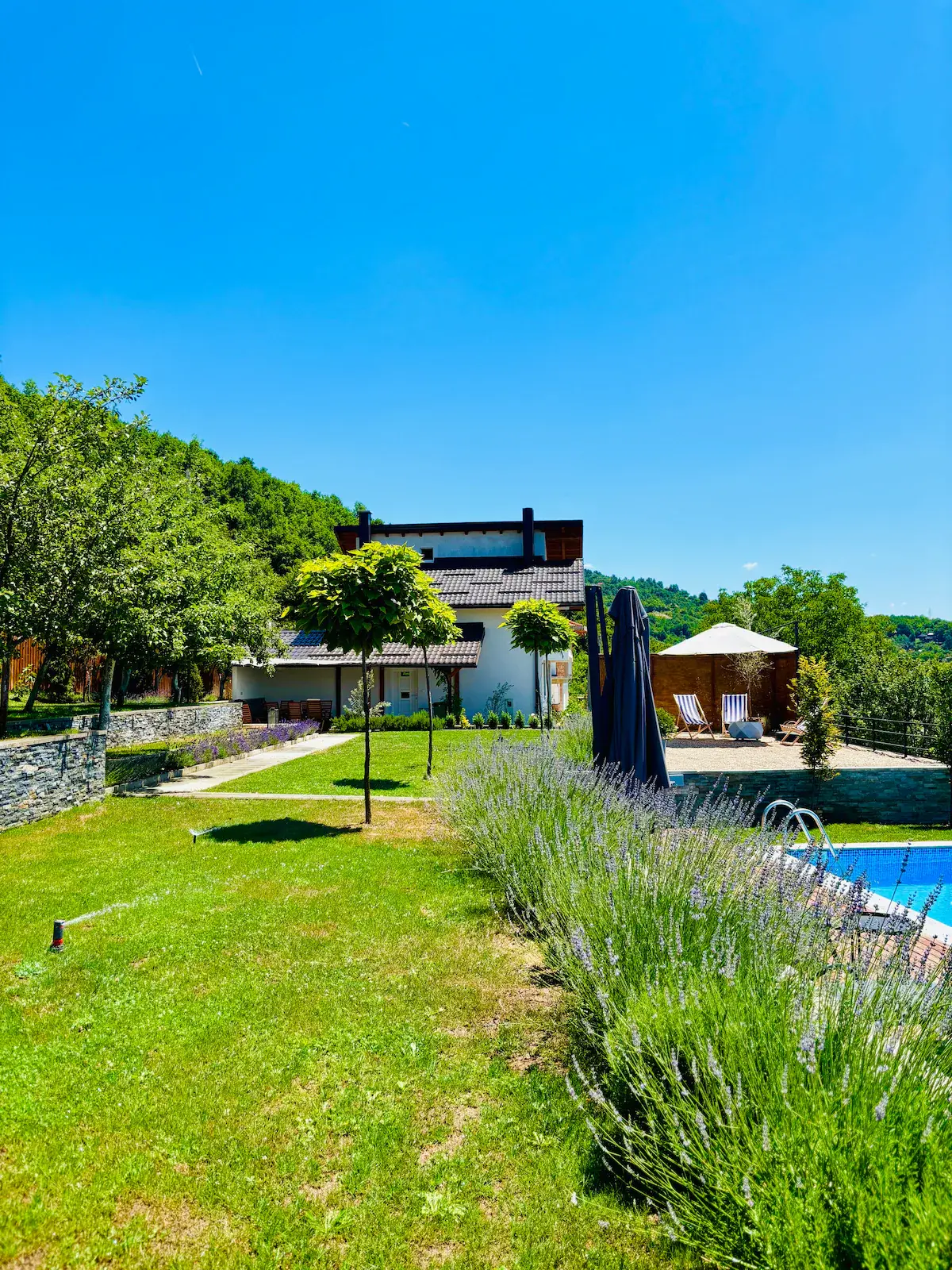 Modern Private Pool Villa · Full Privacy & Garden