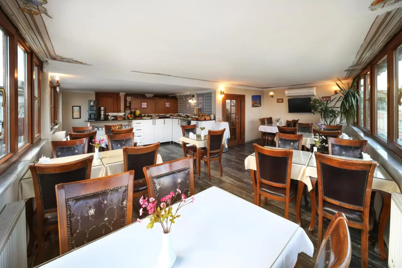 Aldem Hotel