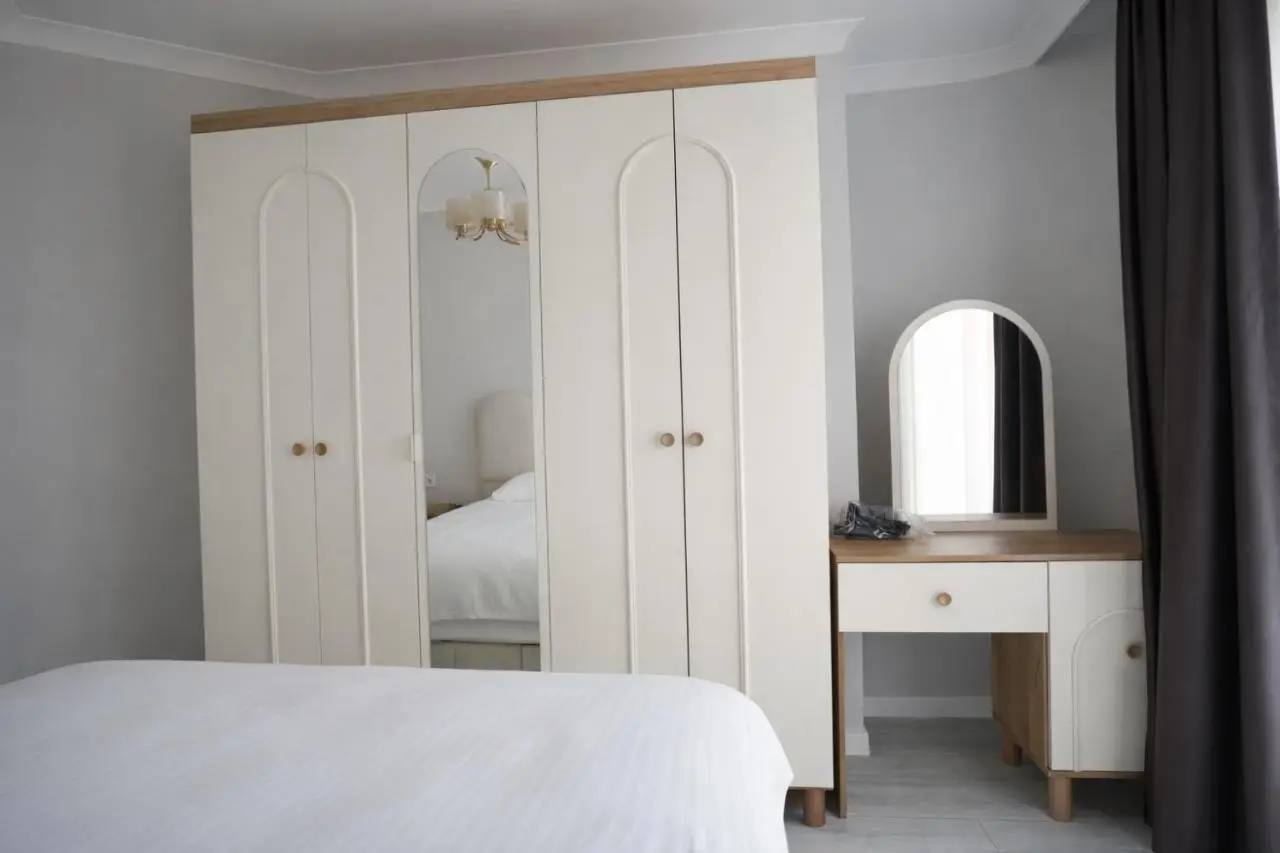 SRL Residence