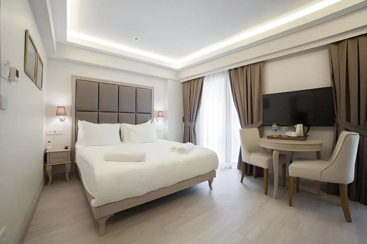 Perla Galata Hotel