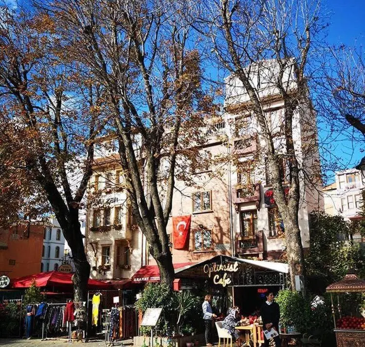 Optimist Hotel