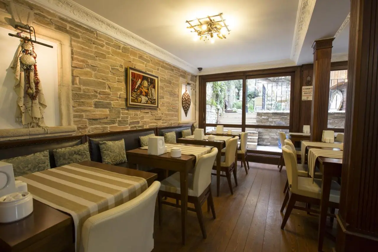 Sphendon Hotel