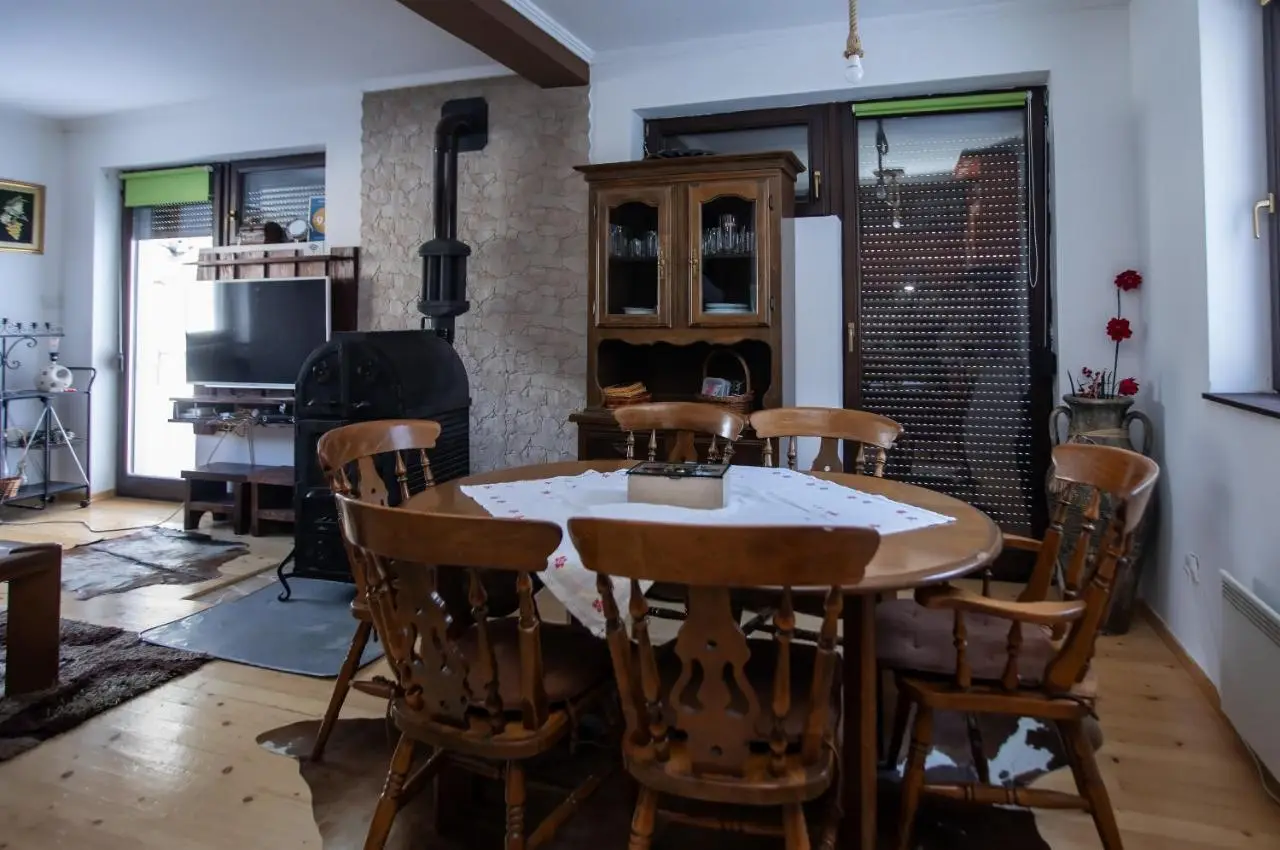 Apartment T&T