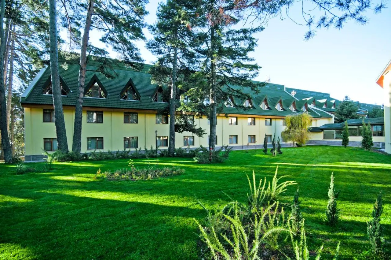 Buyuk Abant Hotel