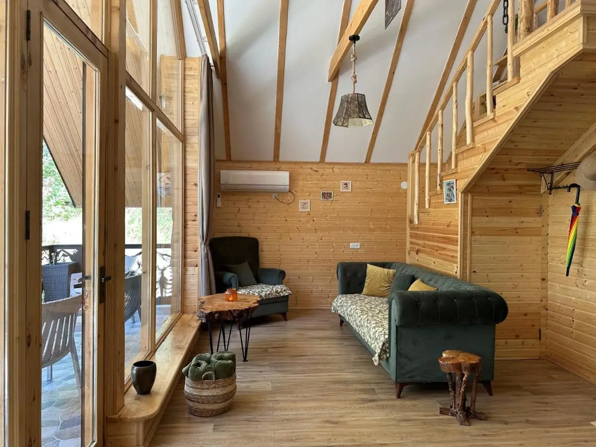 EcoCottage Didi Mindori - Among the Pines