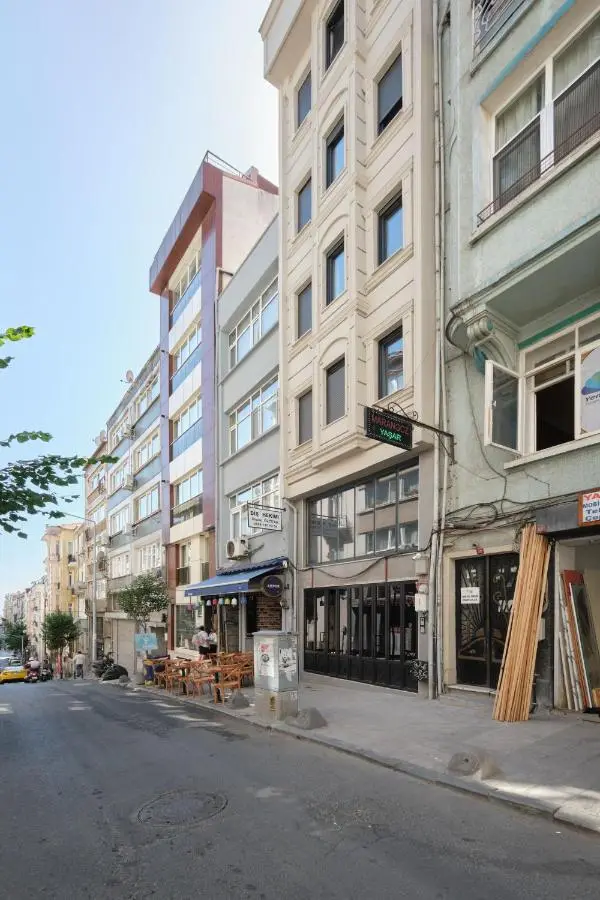 aymira hotel pangaltı