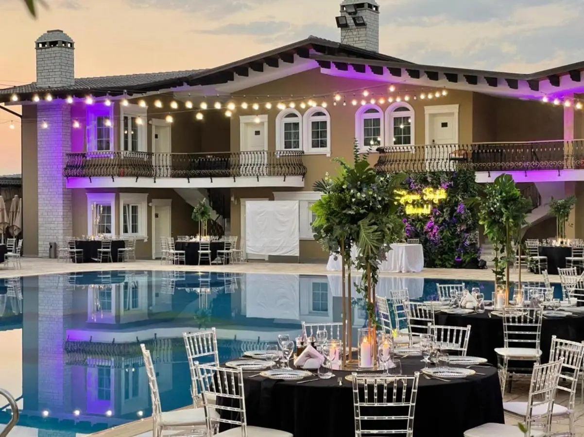 PalmaNova Resort