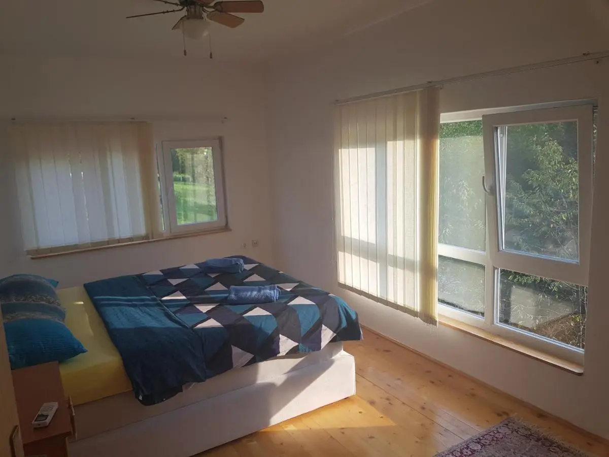Sam guest house
