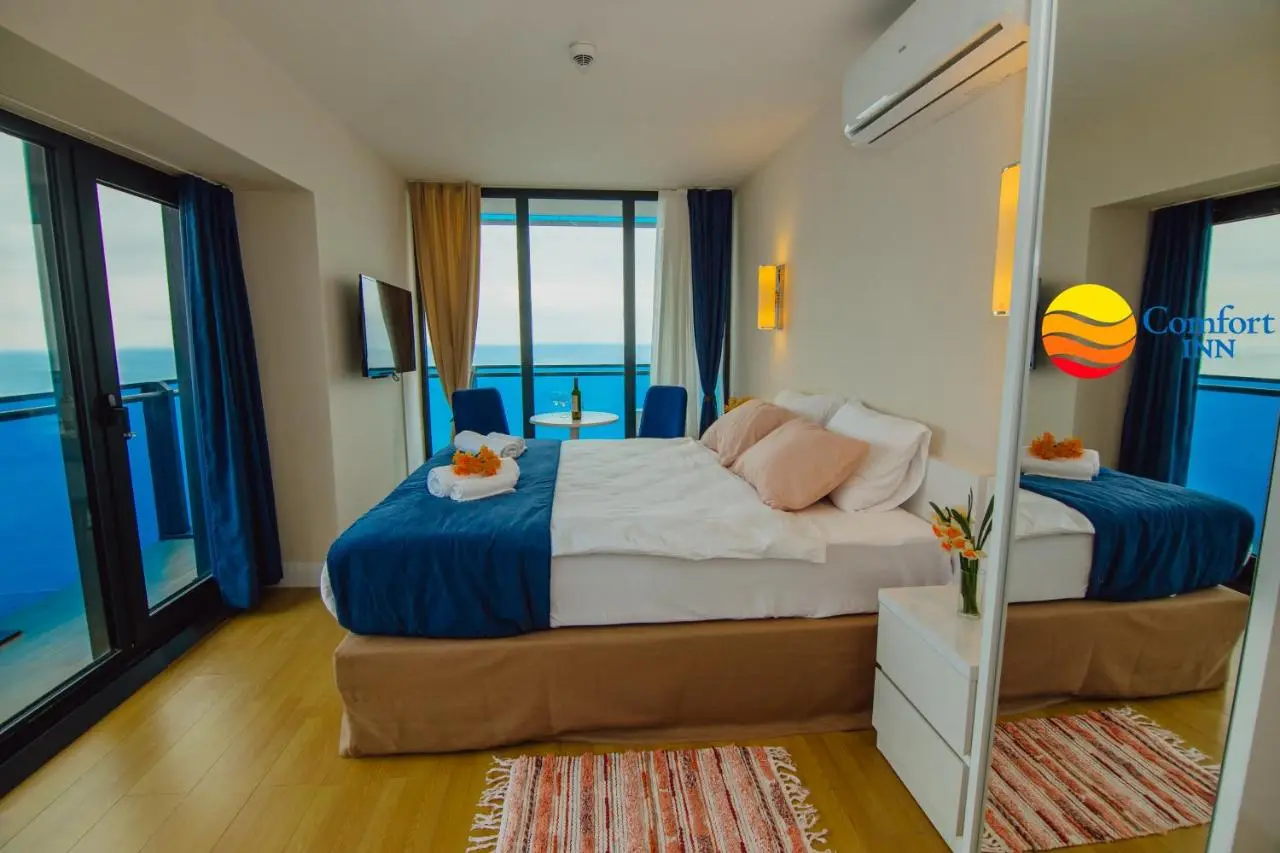 Comfort Inn ☆ Orbi City