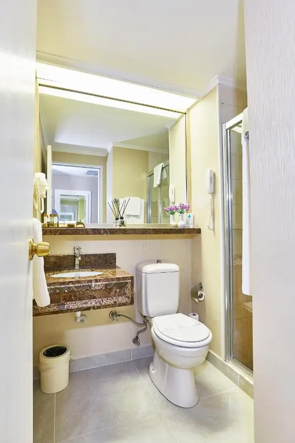 Seres Hotel Old City
