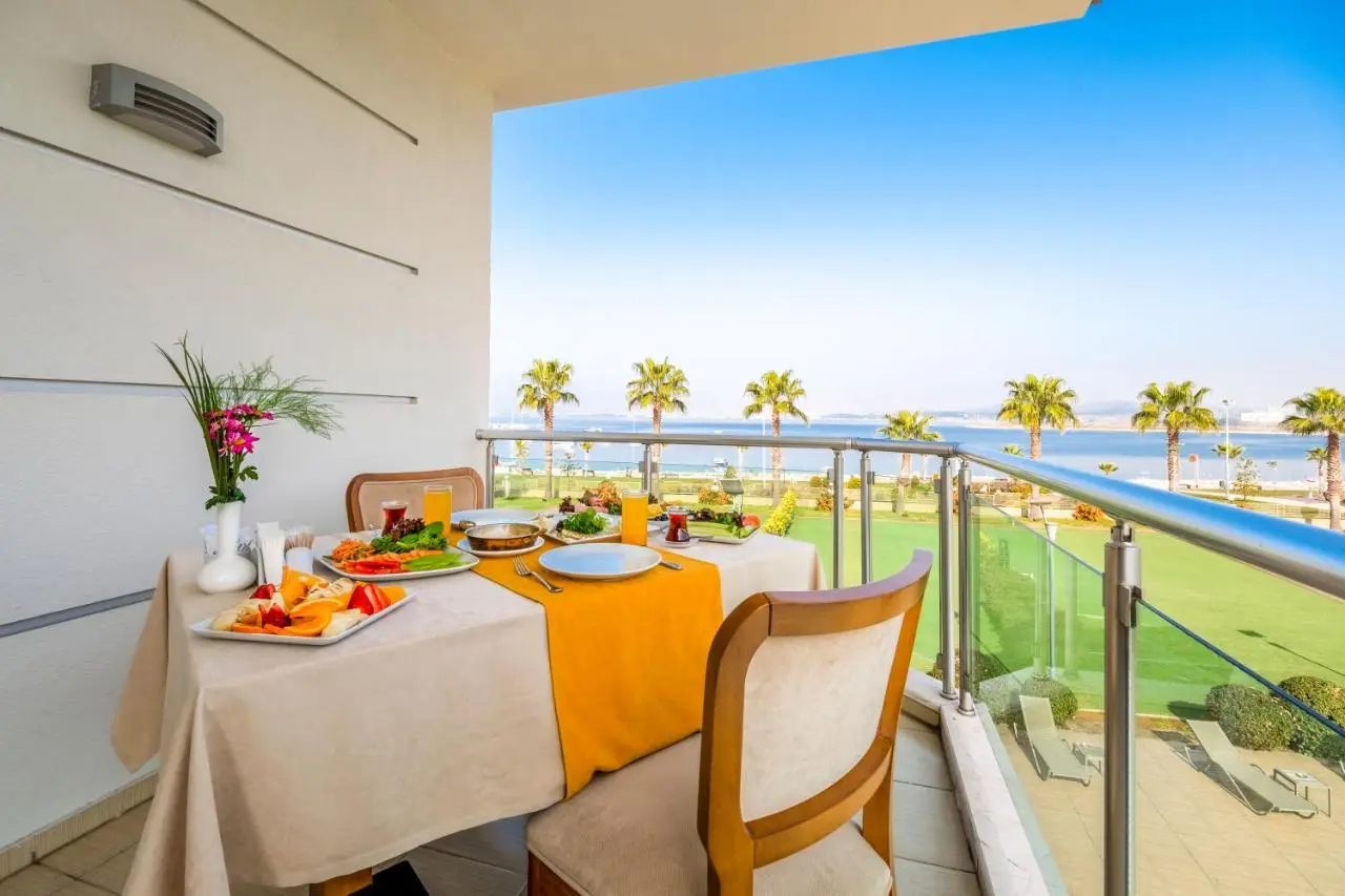 Hotel Hegsagone Marine Asia