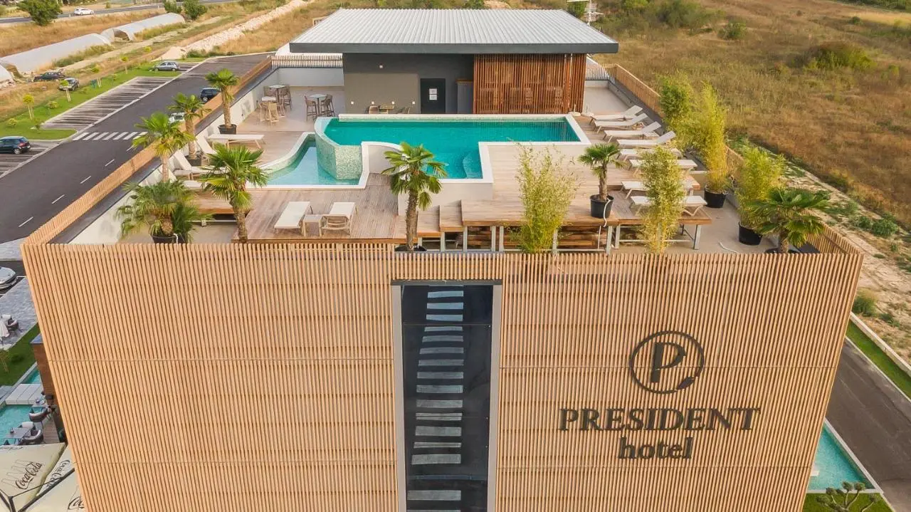 Hotel President