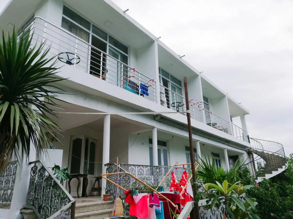 Albatross Kvariati Guest House