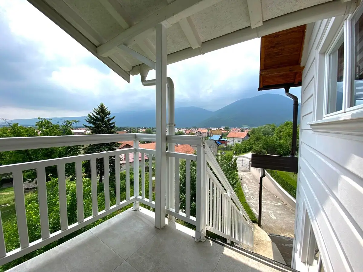 "Golden Hills Resort" Penthouse appartment.