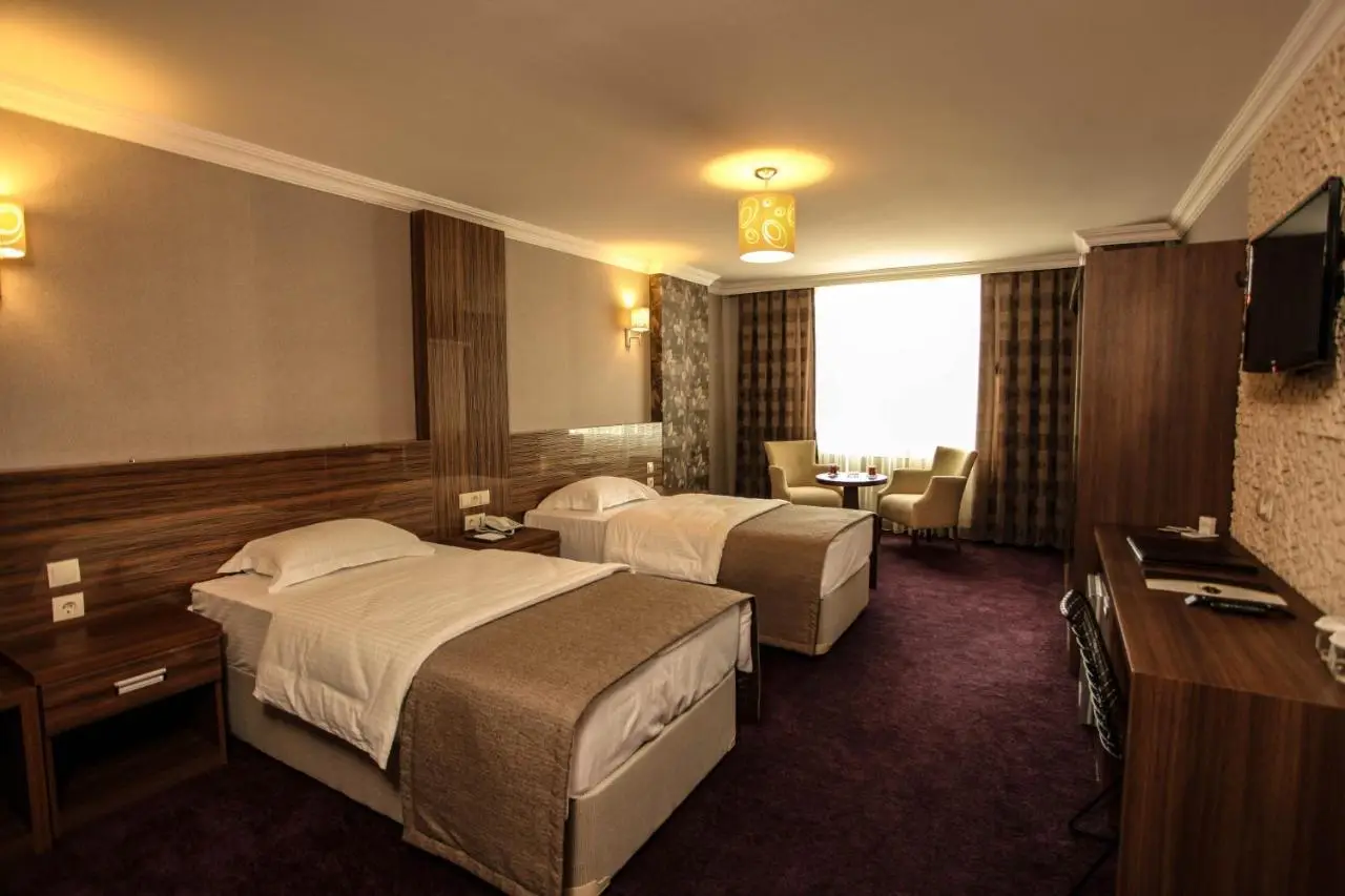 Grand Akçalı Otel
