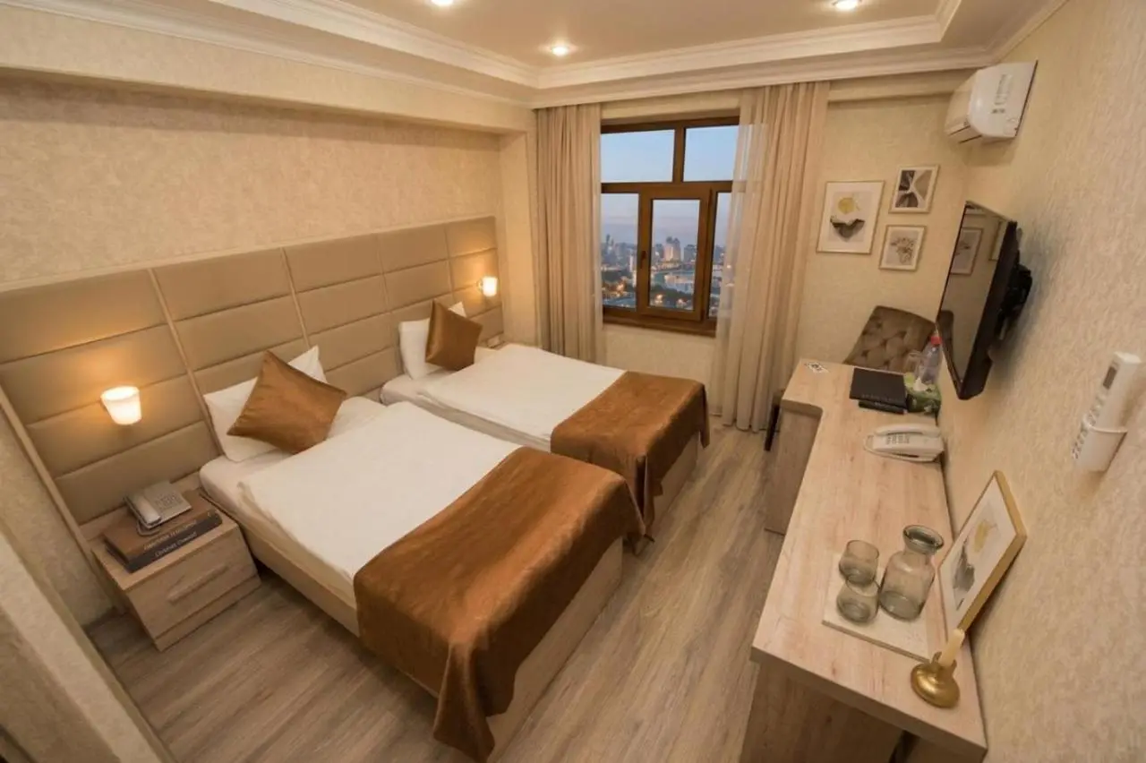 Passage Hotel & Apartments