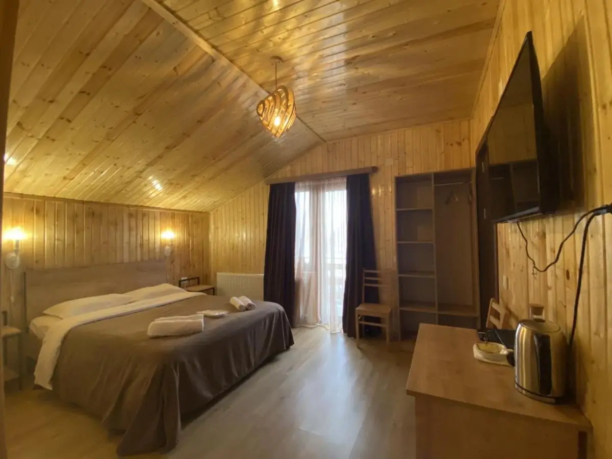 HOTEL KAZBEGI 1963