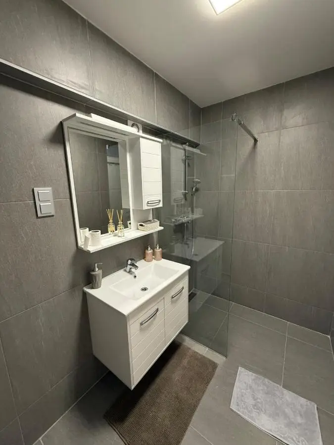 Aurum Modern
