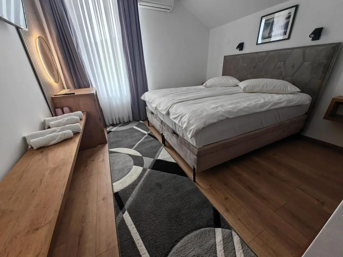 Motel Maks