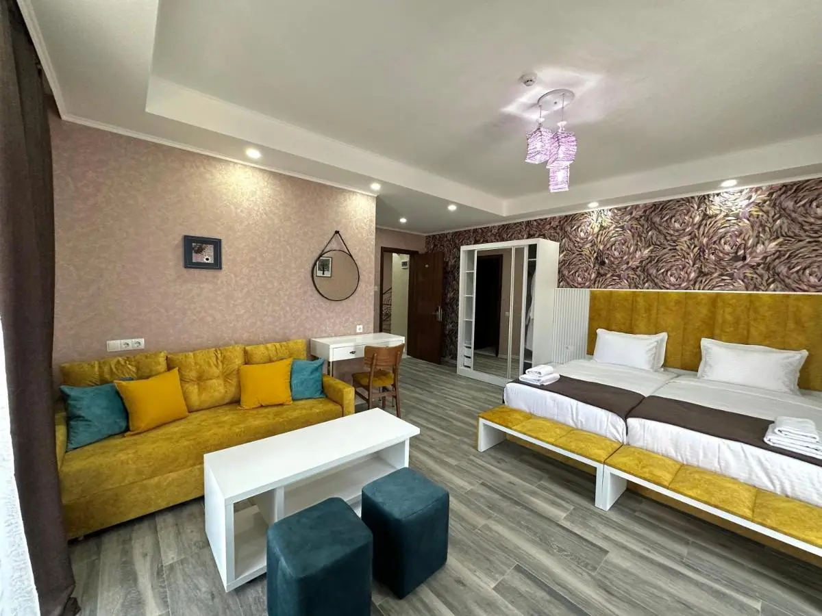 Luxmani Hotel & Spa