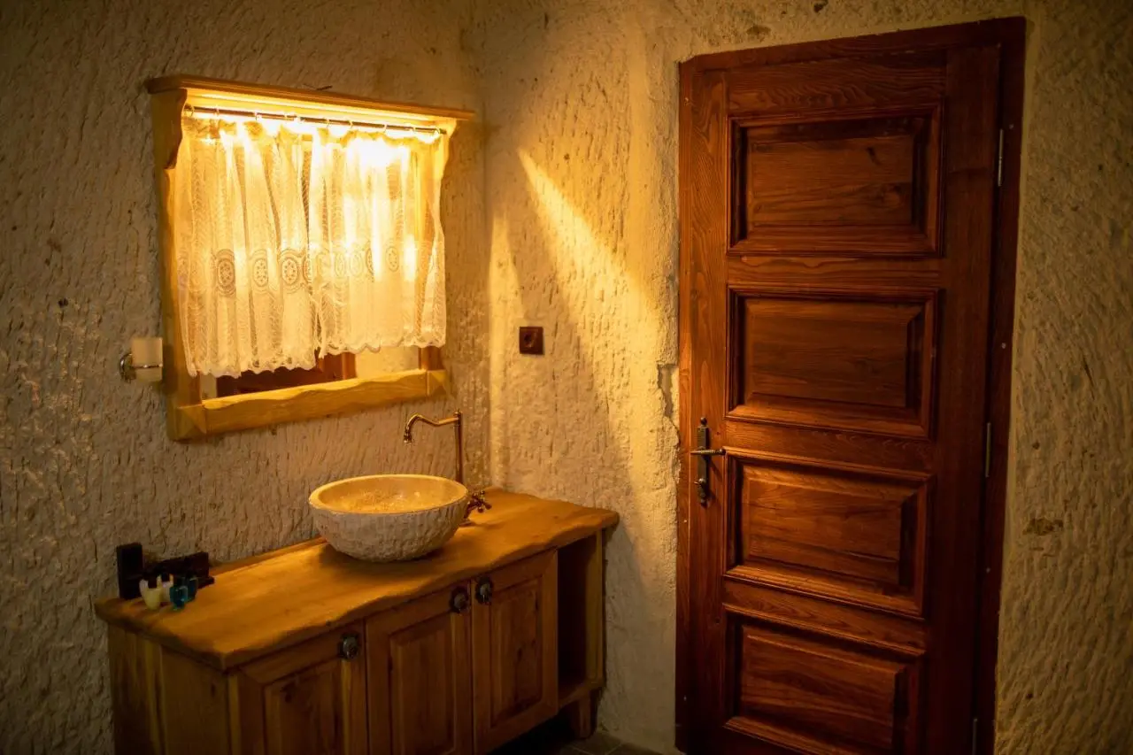 Pome Granate Cave Hotel