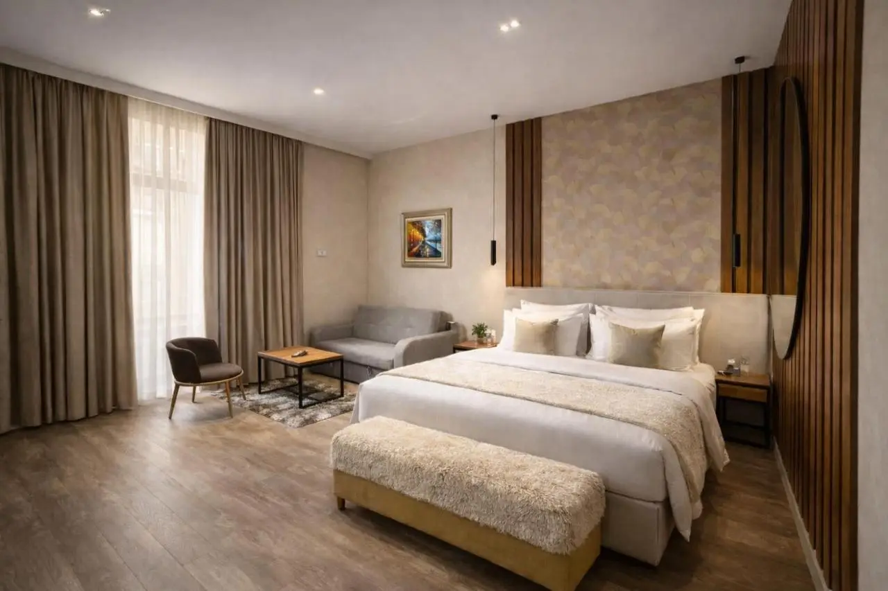 The Cozy Eight Hotel