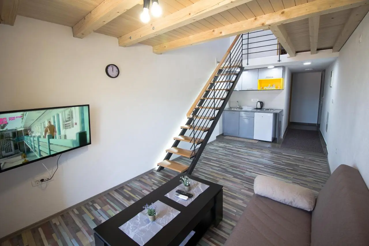 City View Apartment