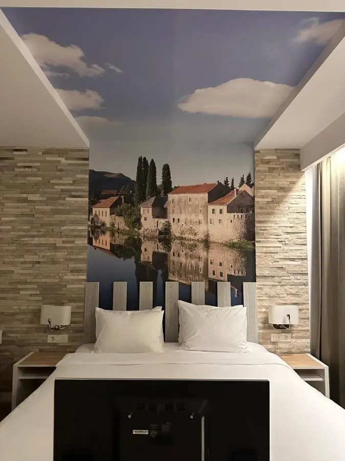 Hotel Nar