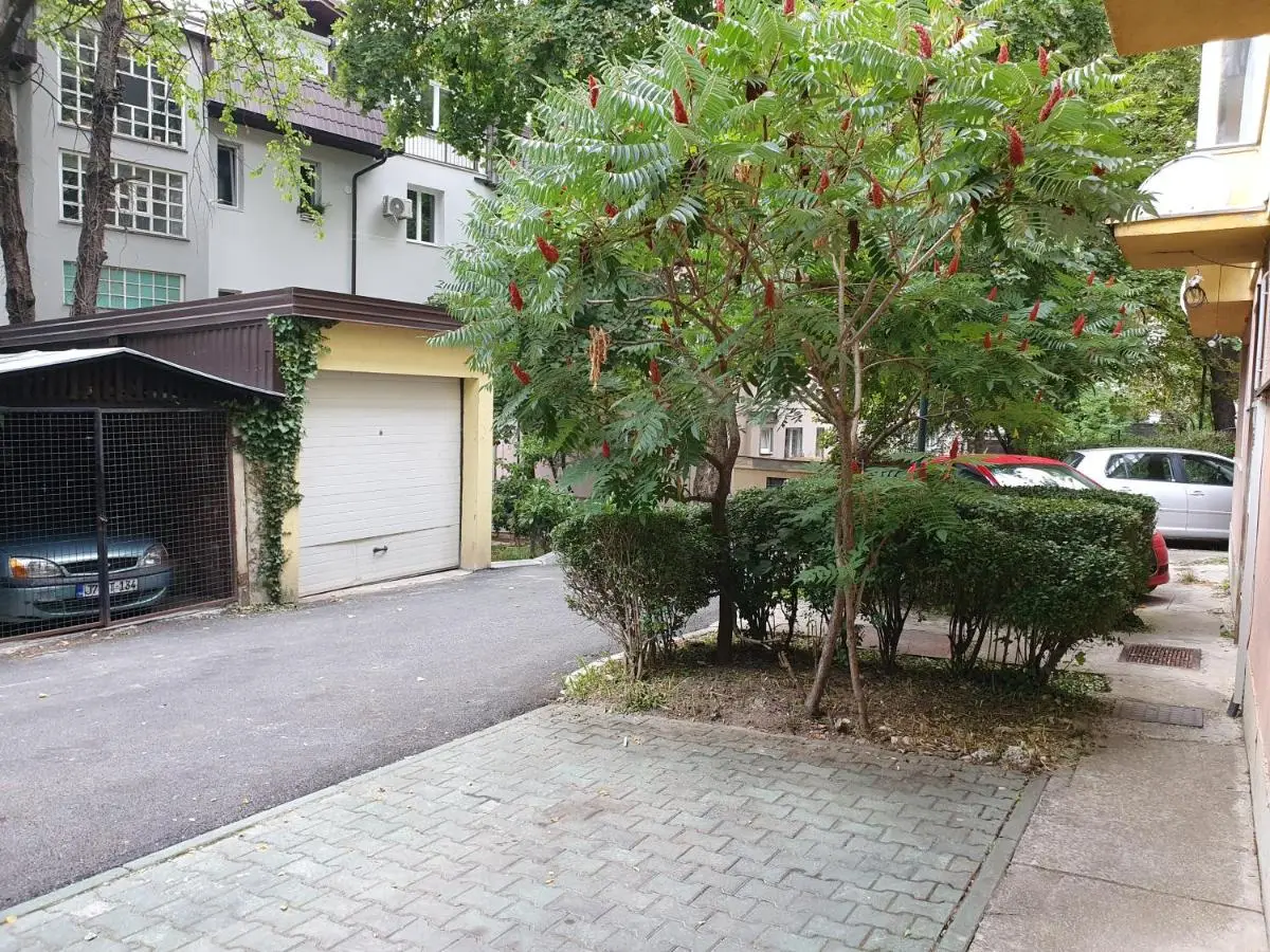 Sofia Apartment free parking
