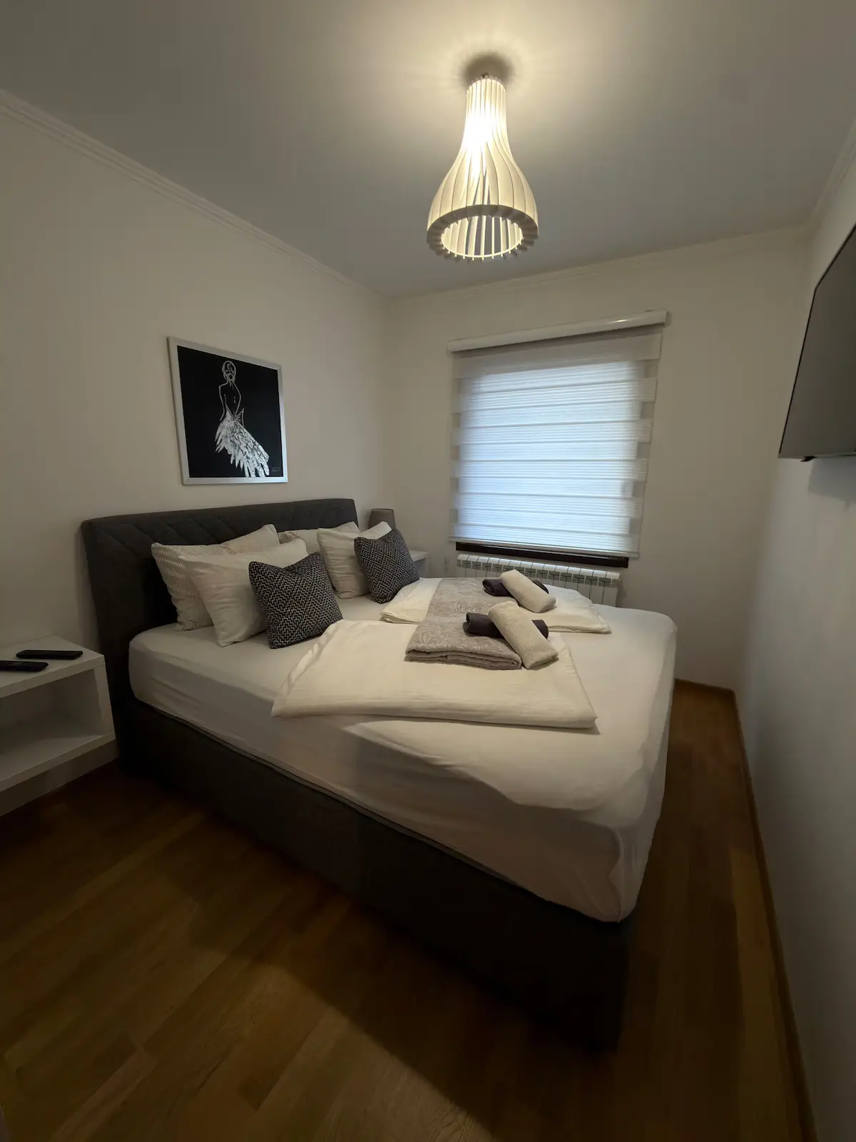 Lovely apartment, own own parking