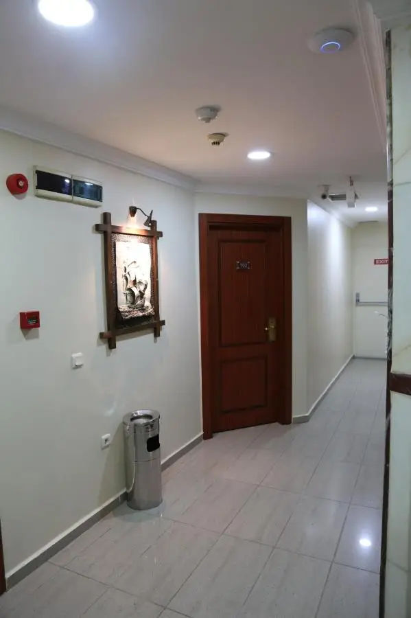 EMOS HOTEL