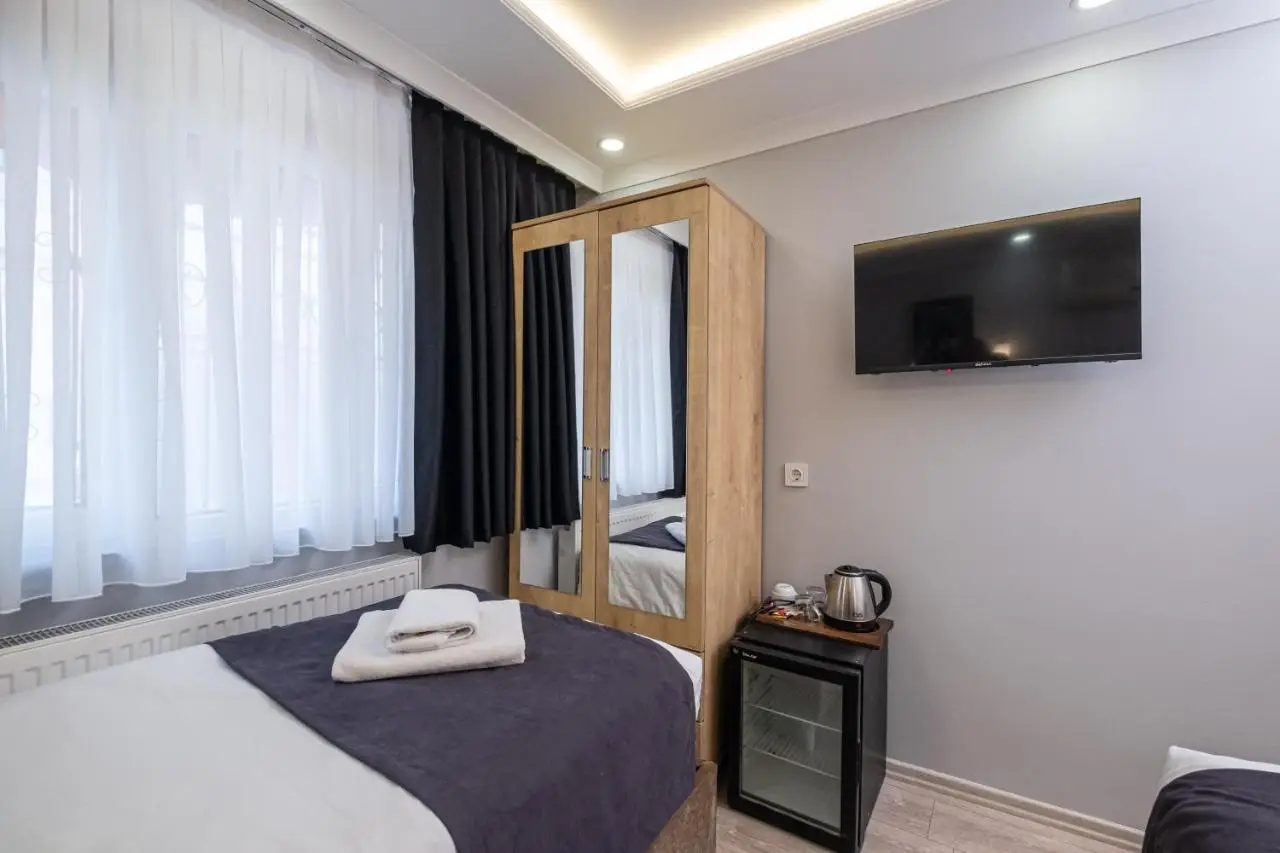 Family Istanbul Hotel