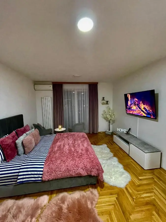 Farola Apartment